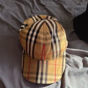 Burberry hat